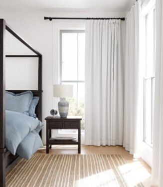 ستائر عازلة للشمس