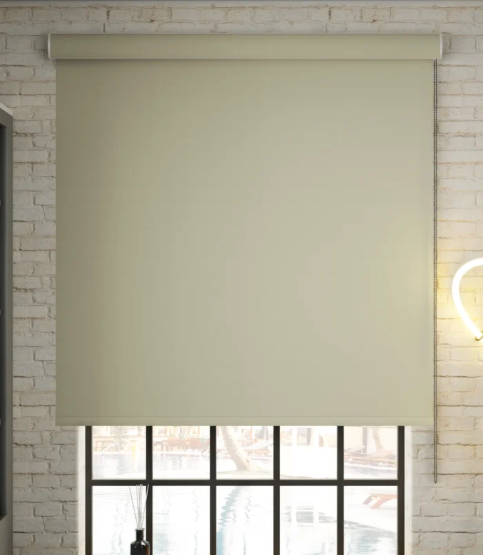 ستائر الرولر تعتيم (بلاك أوت) - أوف وايت